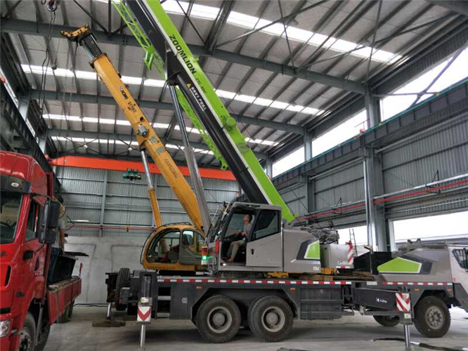 绥棱县高空车出租需要注意哪些安全事项？